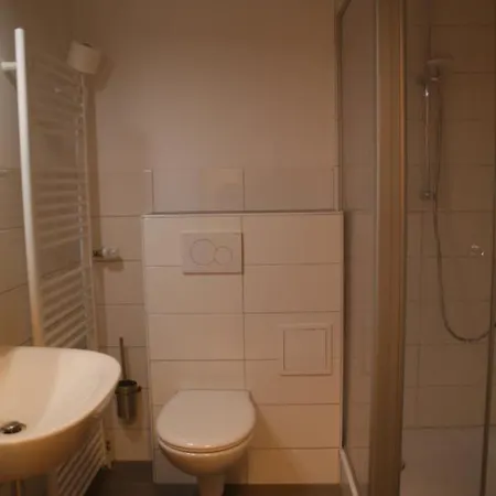 Reinhardt بيت ريفي آلفلد