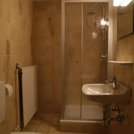 Reinhardt بيت ريفي آلفلد